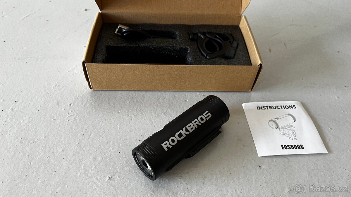 Přední světlo na kolo RockBros R1-800