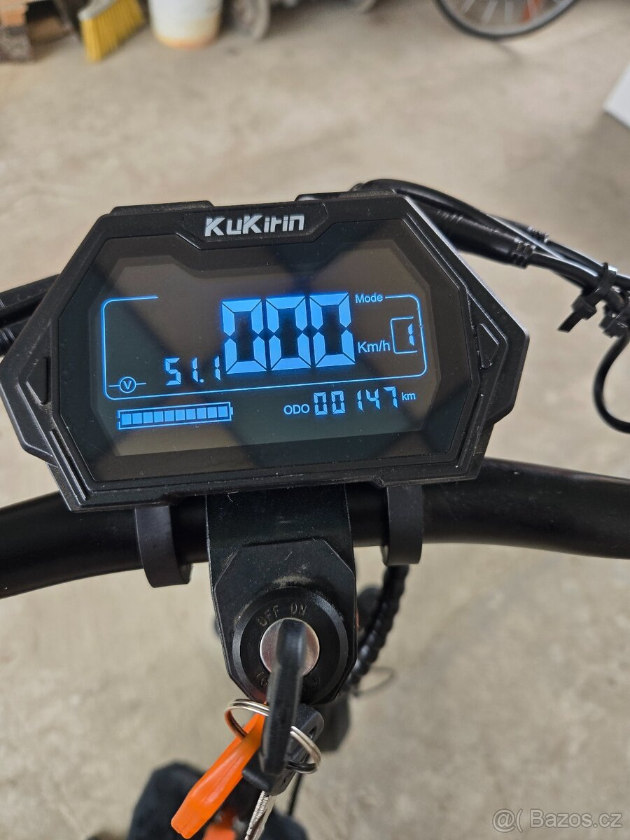 Prodám Kukirin m5 PRO elektrickou koloběžku