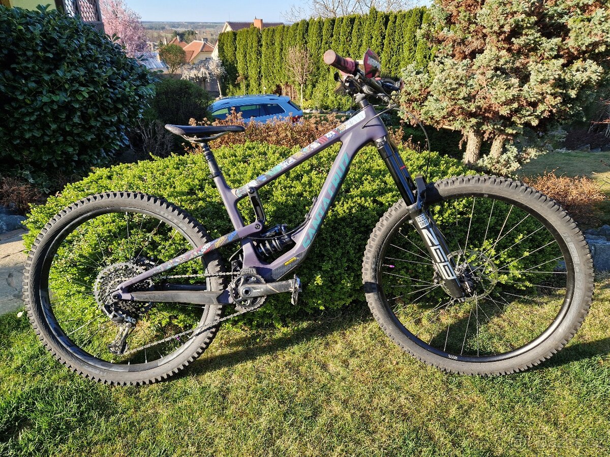 Santa Cruz Nomad 2020 CC, X01, velikost M