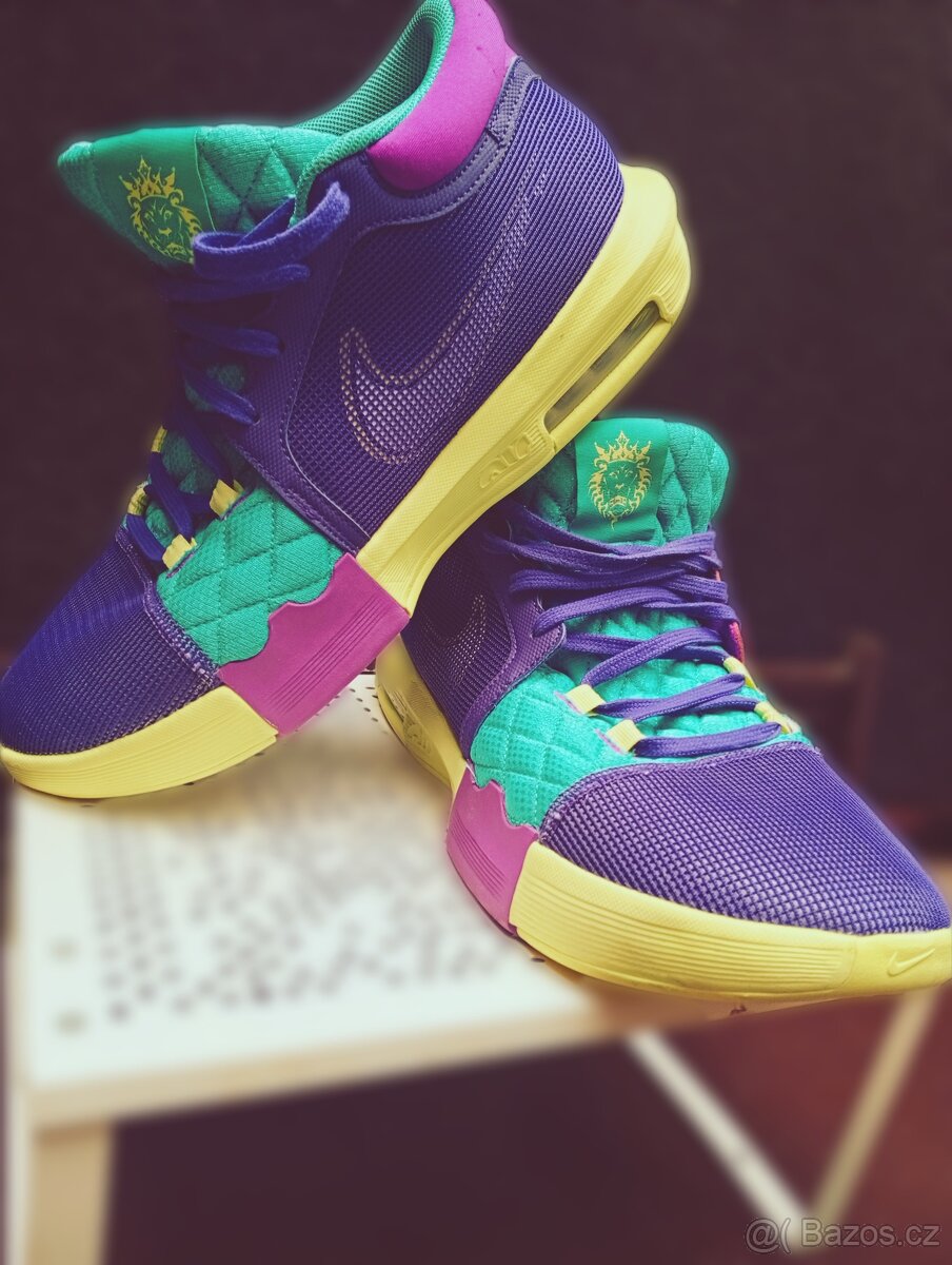 Nadměrná velikost pánských bot Nike 47,5