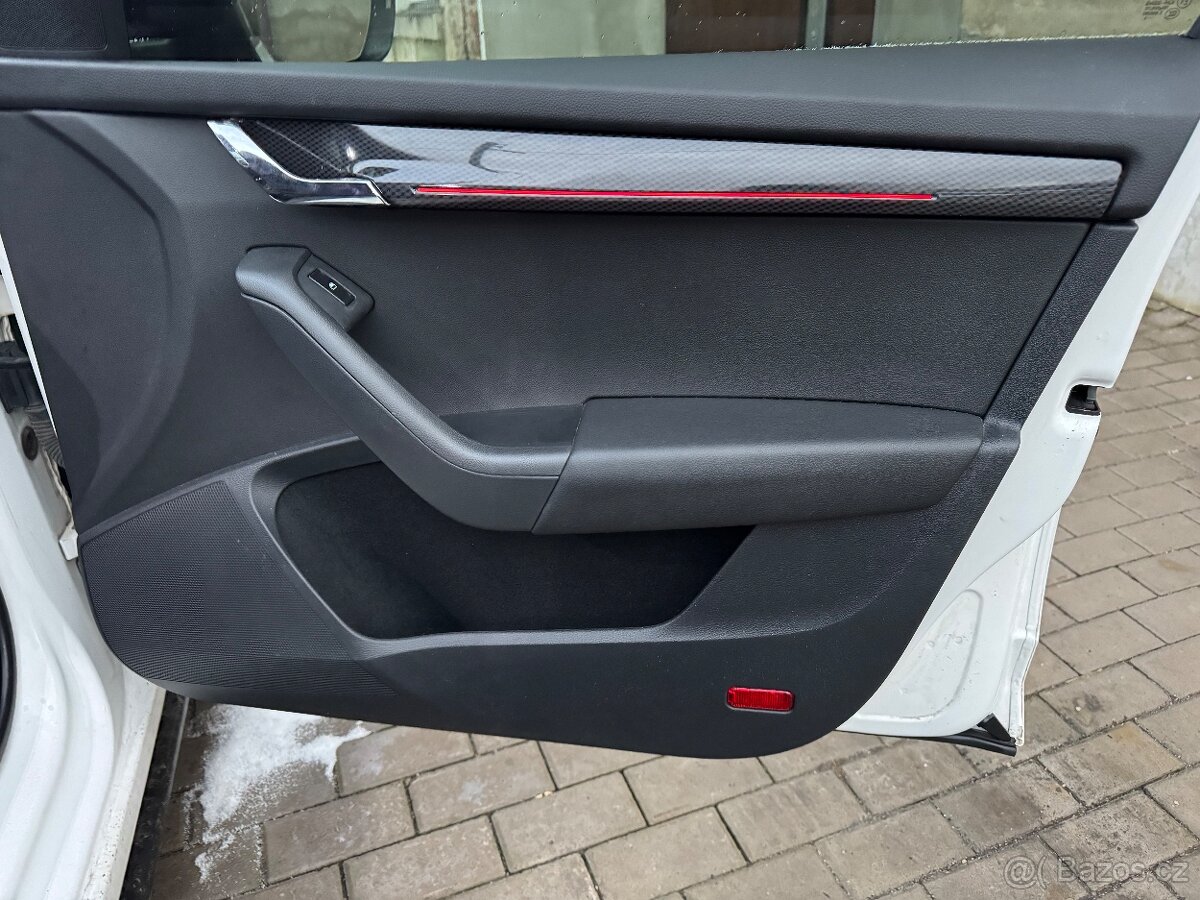 Tapec, tapece, tapecírunk Škoda Octavia 3 (RS) obyč.