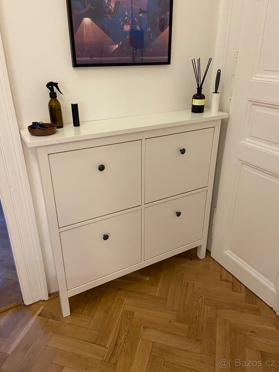 Botník Ikea