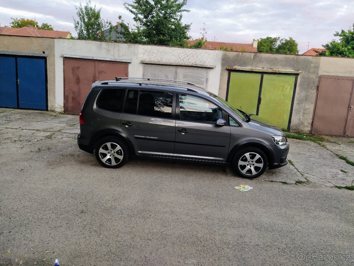 Vw Touran Cross 1T3 2.0 125kw