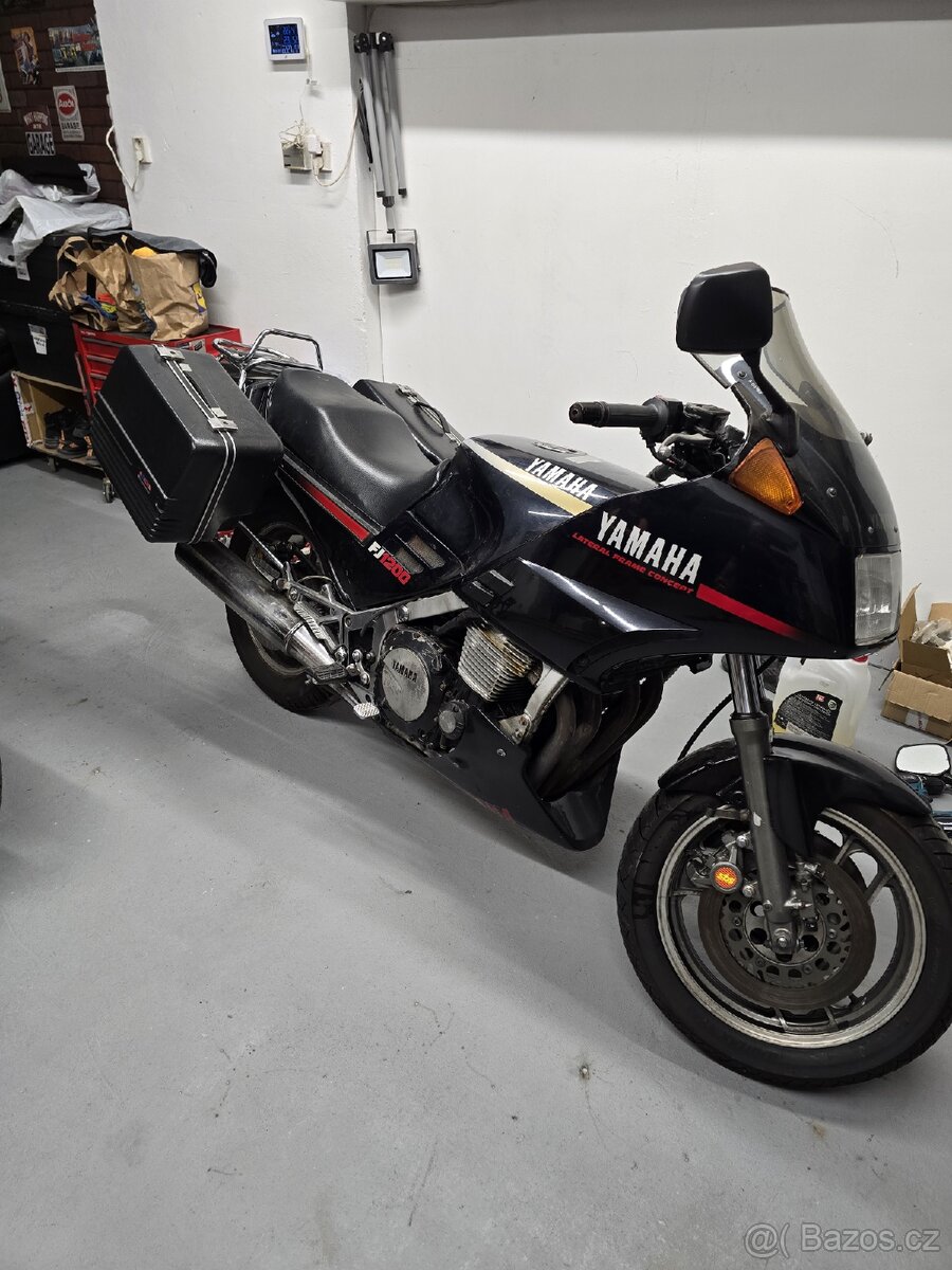 Yamaha FJ1200 díly