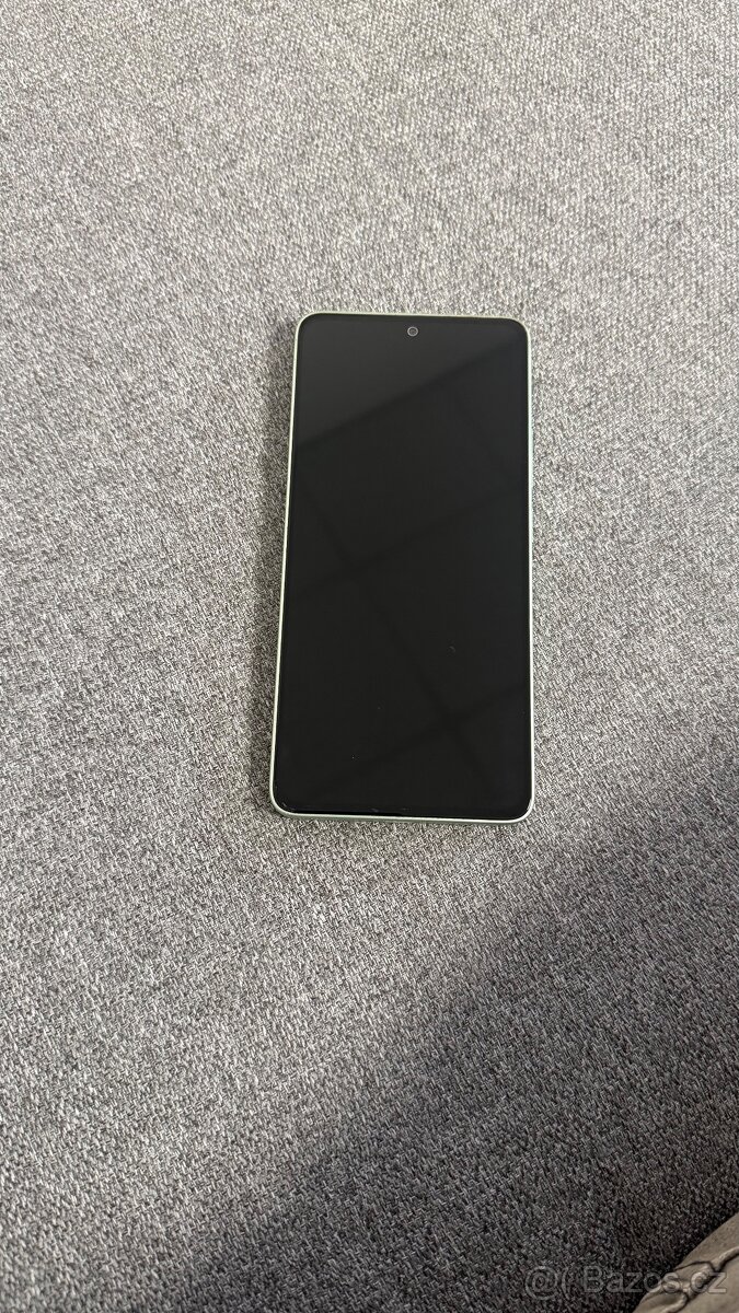 Xiaomi Redmi Note 13 6 GB / 128 GB - záruka ještě 10 měsíců