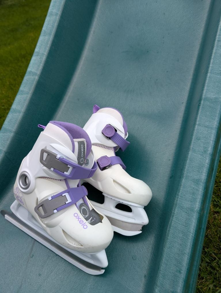 Dětské lední brusle, velikost 26-28