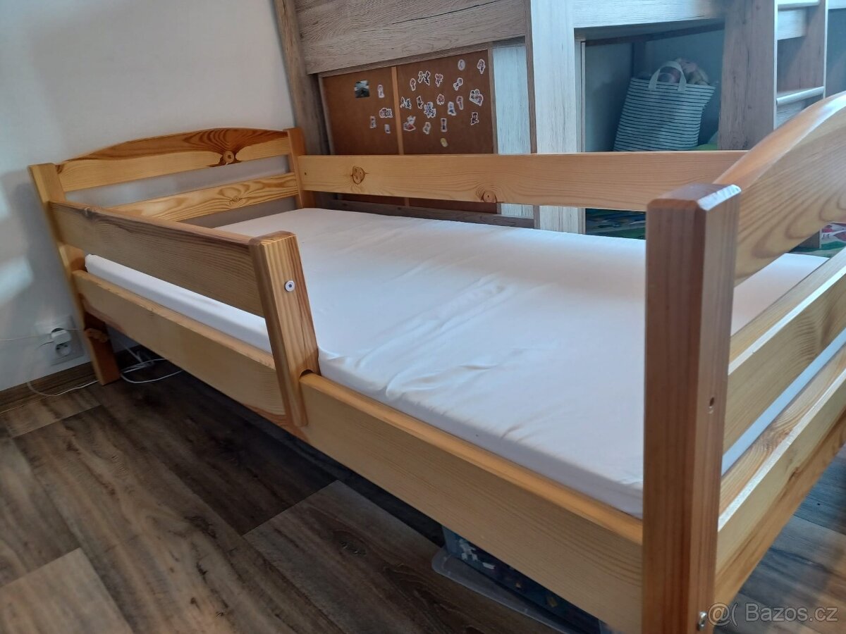 Dětská postel