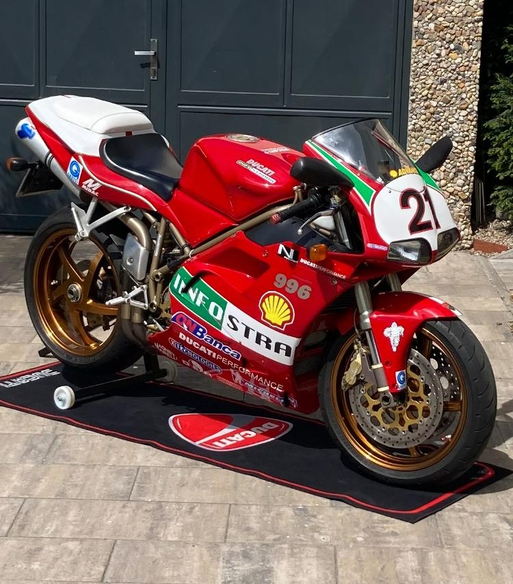 Ducati 996