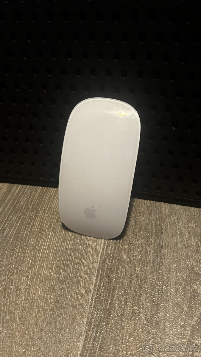Apple Magic Mouse (model A1657)