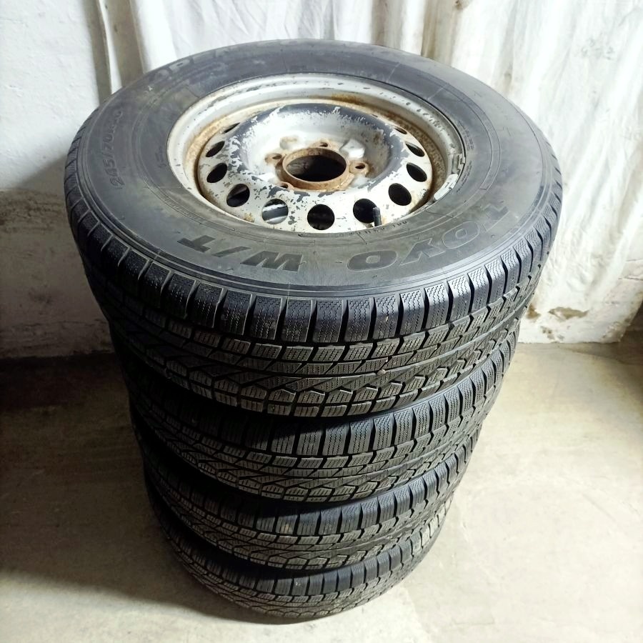 16" plechová kola – 5x139,7 – 7J x 16" ET45