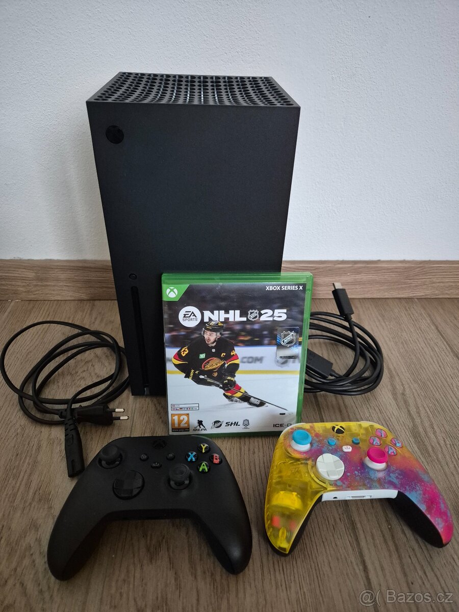 Xbox series X, 2x ovladač + NHL 25
