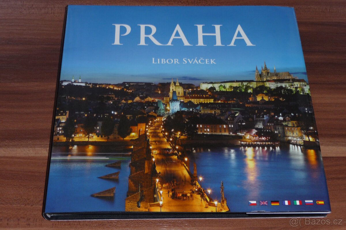 KNIHY: Praha, Stojednaletý stařík, Československo