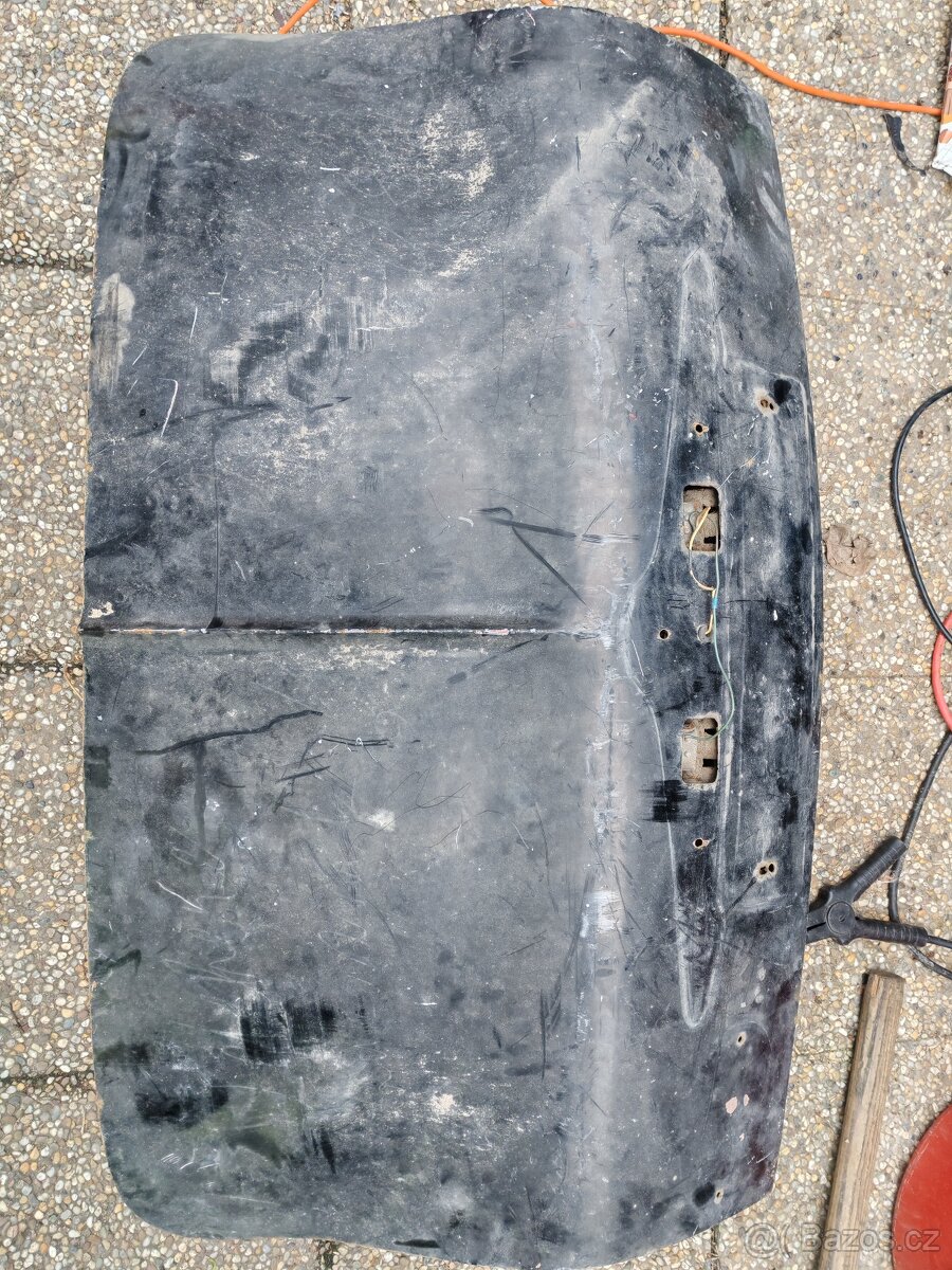 Zadní víko Tatra šilhavka