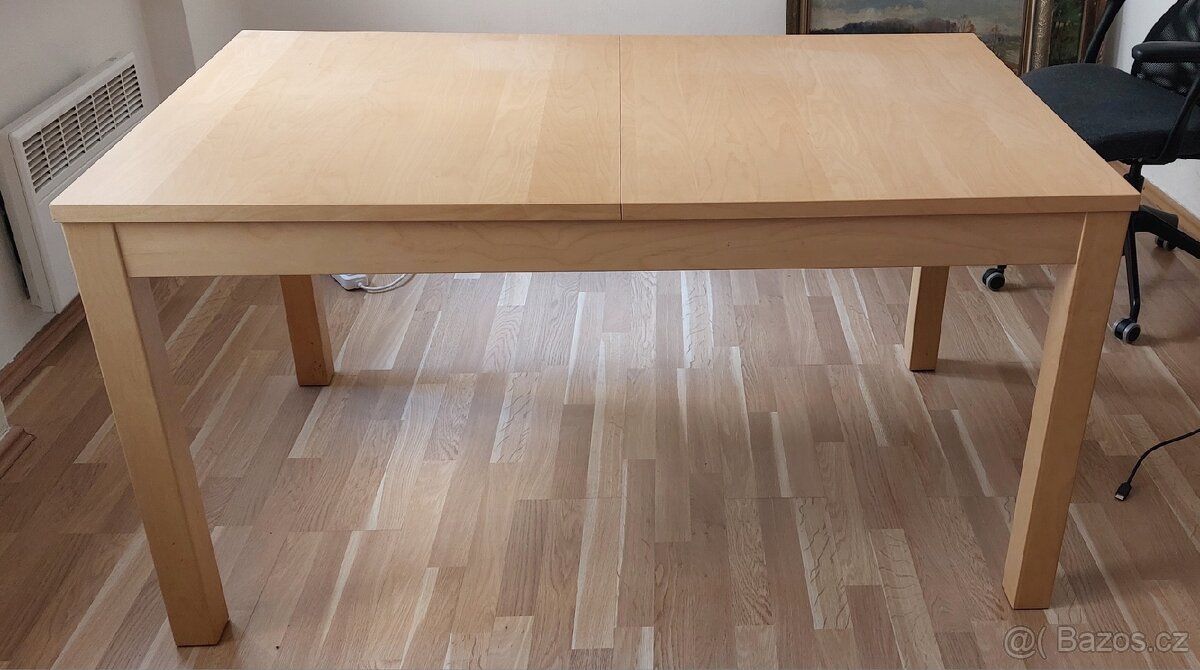 Rozkládací jídelní stůl Ikea