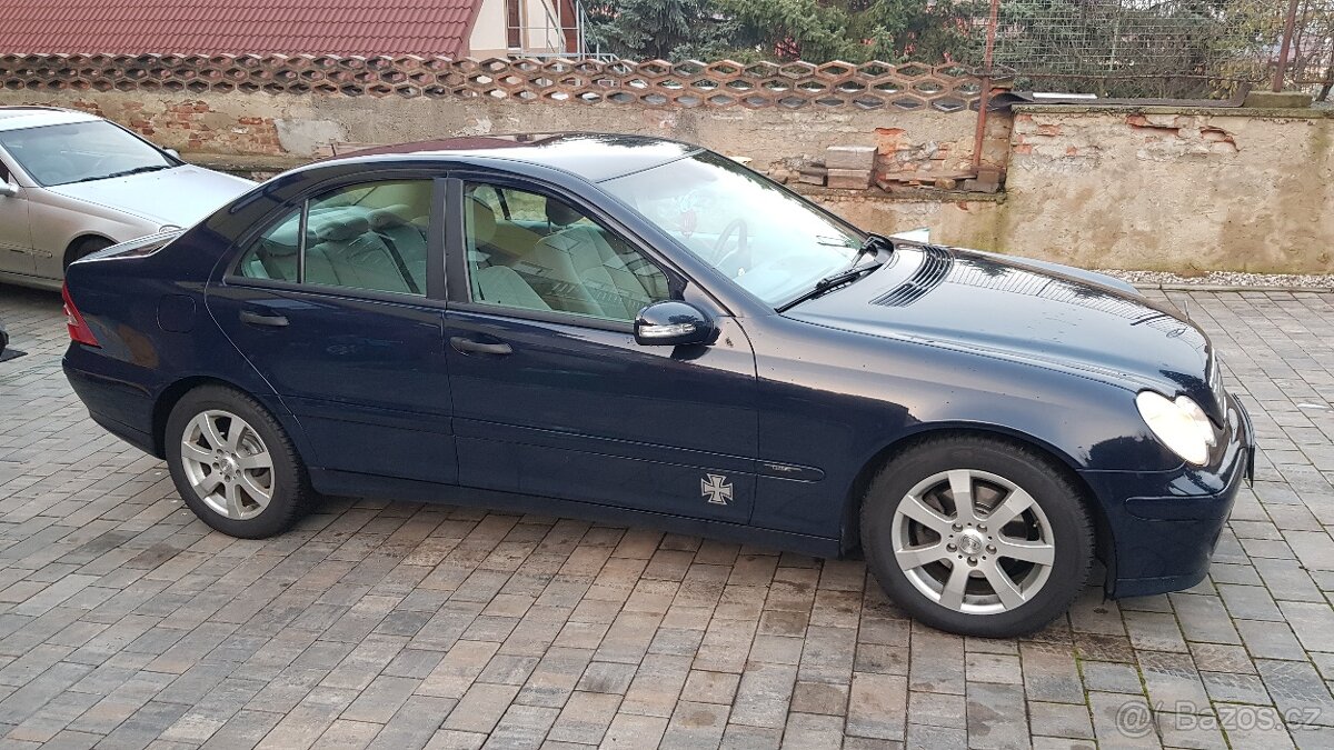 Mercedes - Benz W203 C 220 CDI
