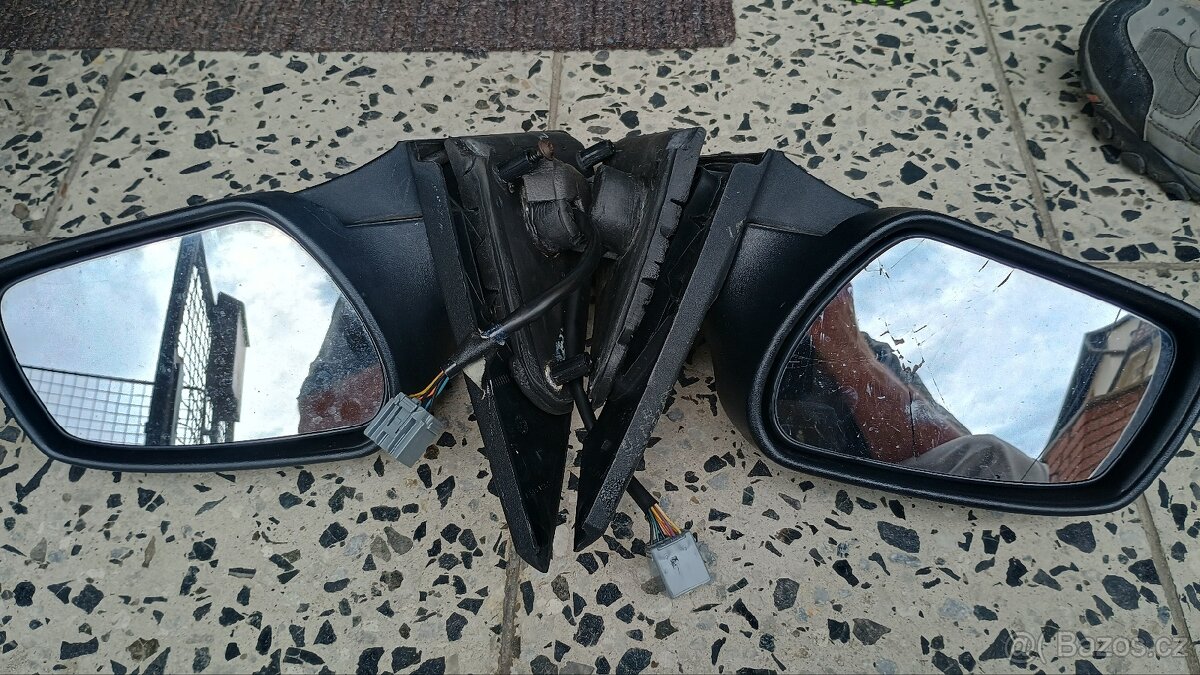 Zpětné zrcátka