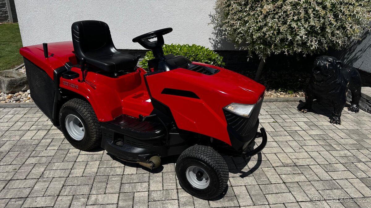 Zahradní traktor, traktůrek, sekačka MTF 1430