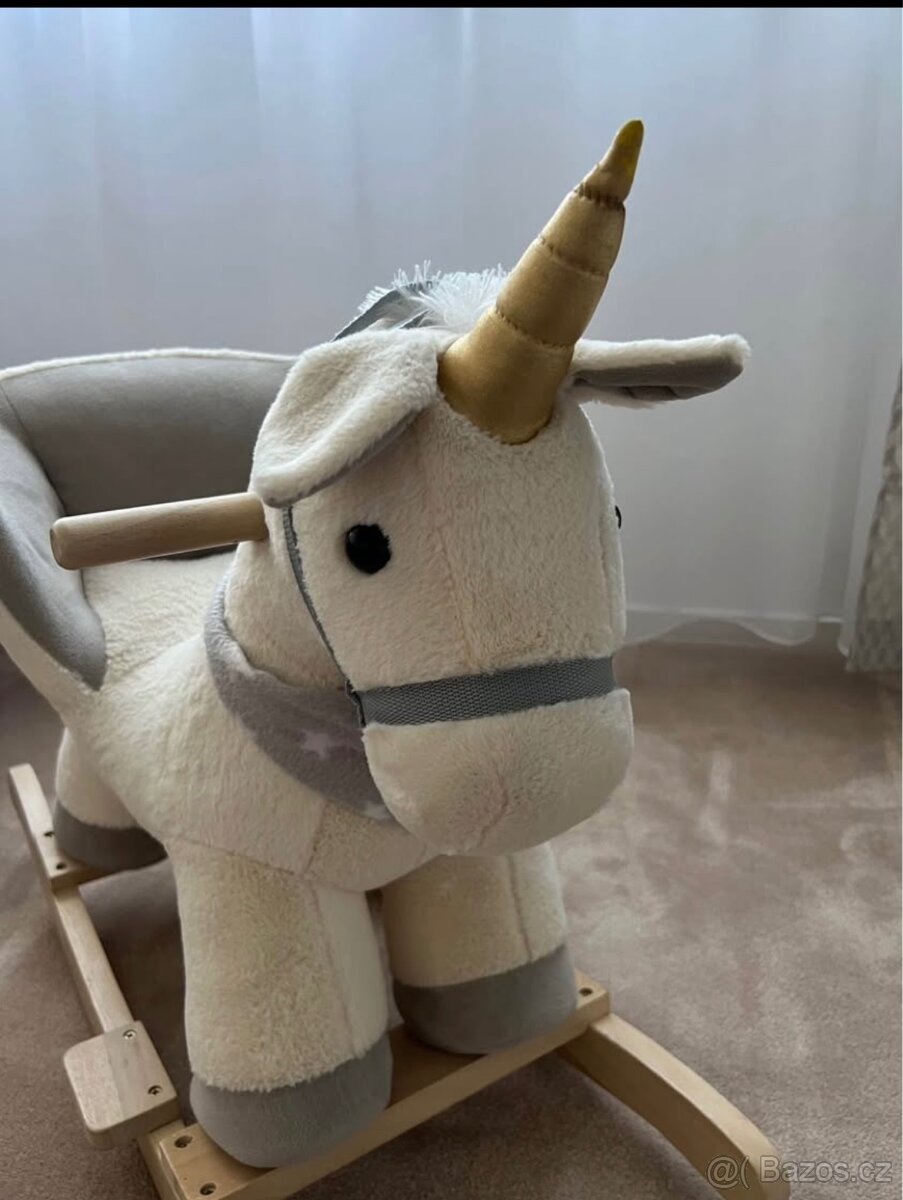 Houpaci kun