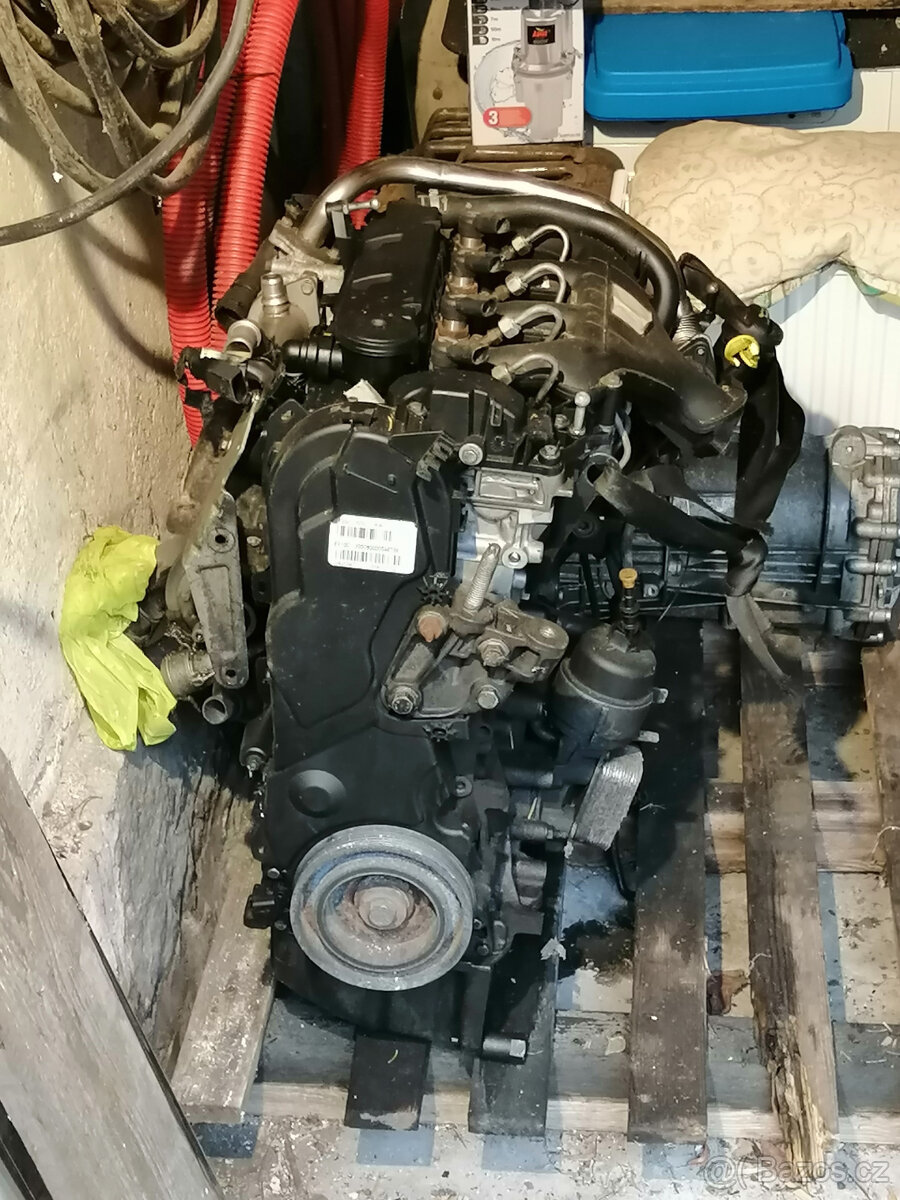 Kompletní motor Mondeo 103 kW na ND