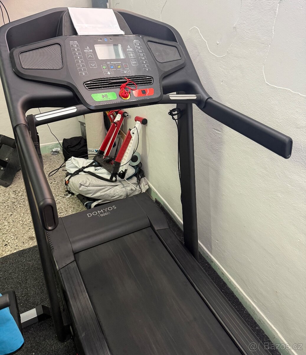 Běžecký pás DOMYOS T900B