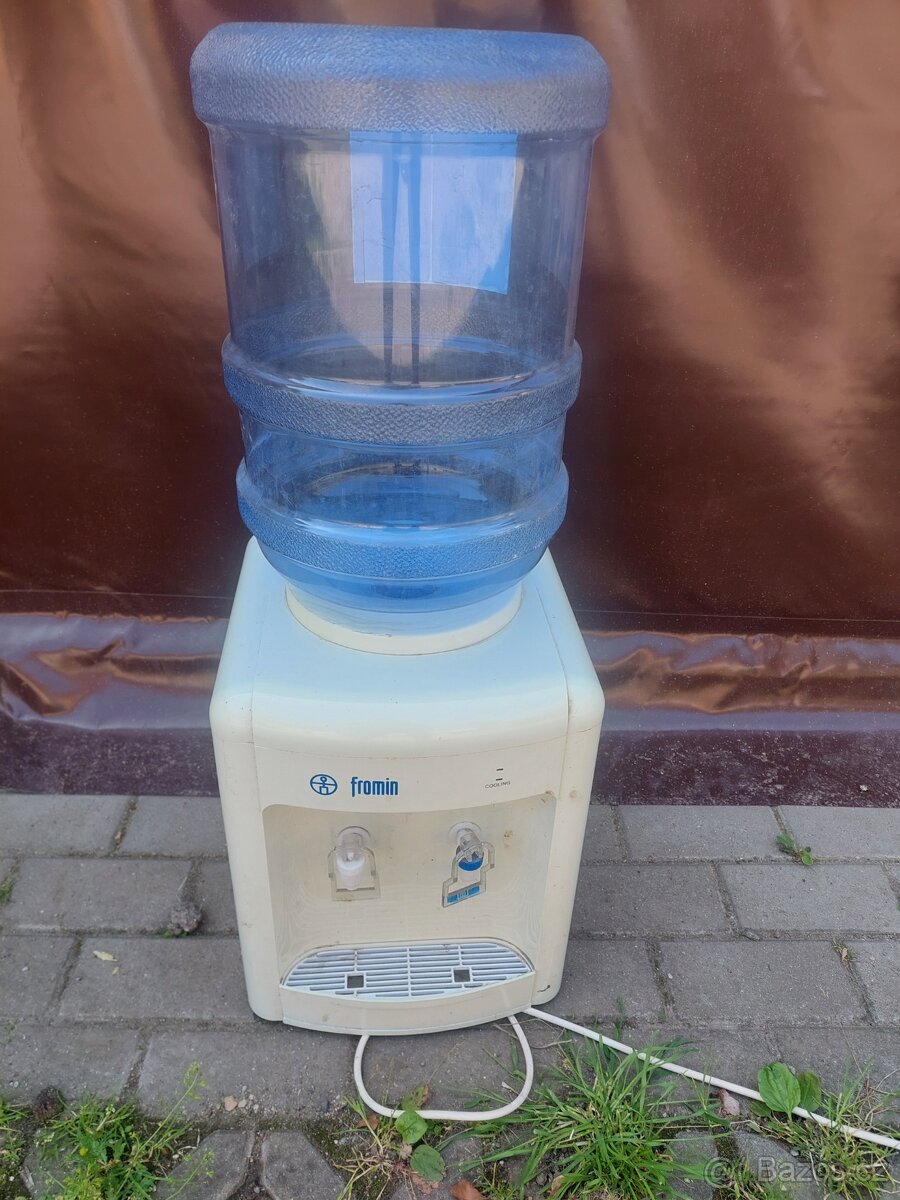 Zásobník na vodu s barelem