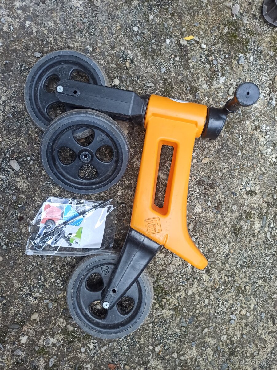 Funny wheels 2v1