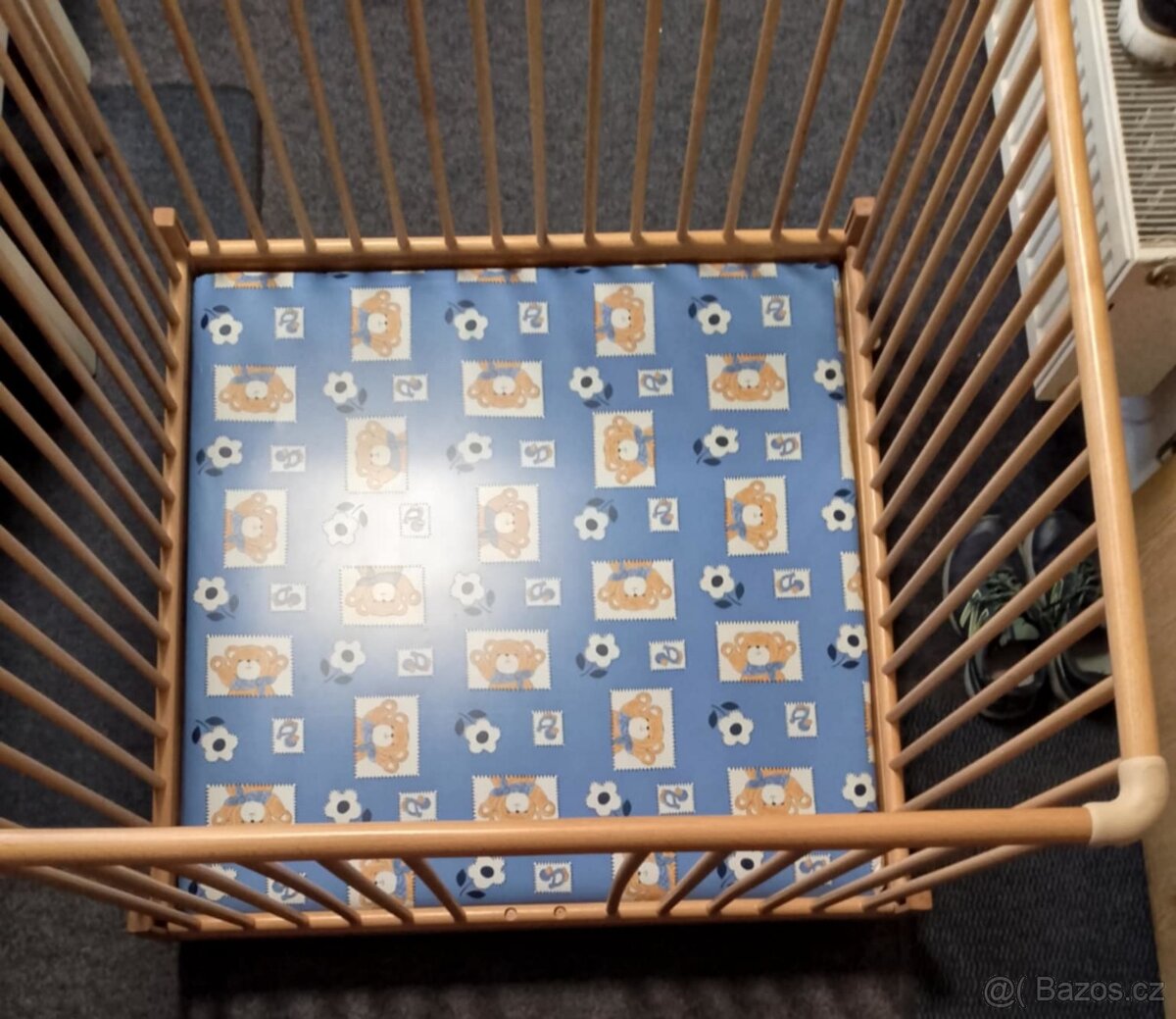 Dřevěná ohrádka pro děti - snadno rozebírací s molit. podlož
