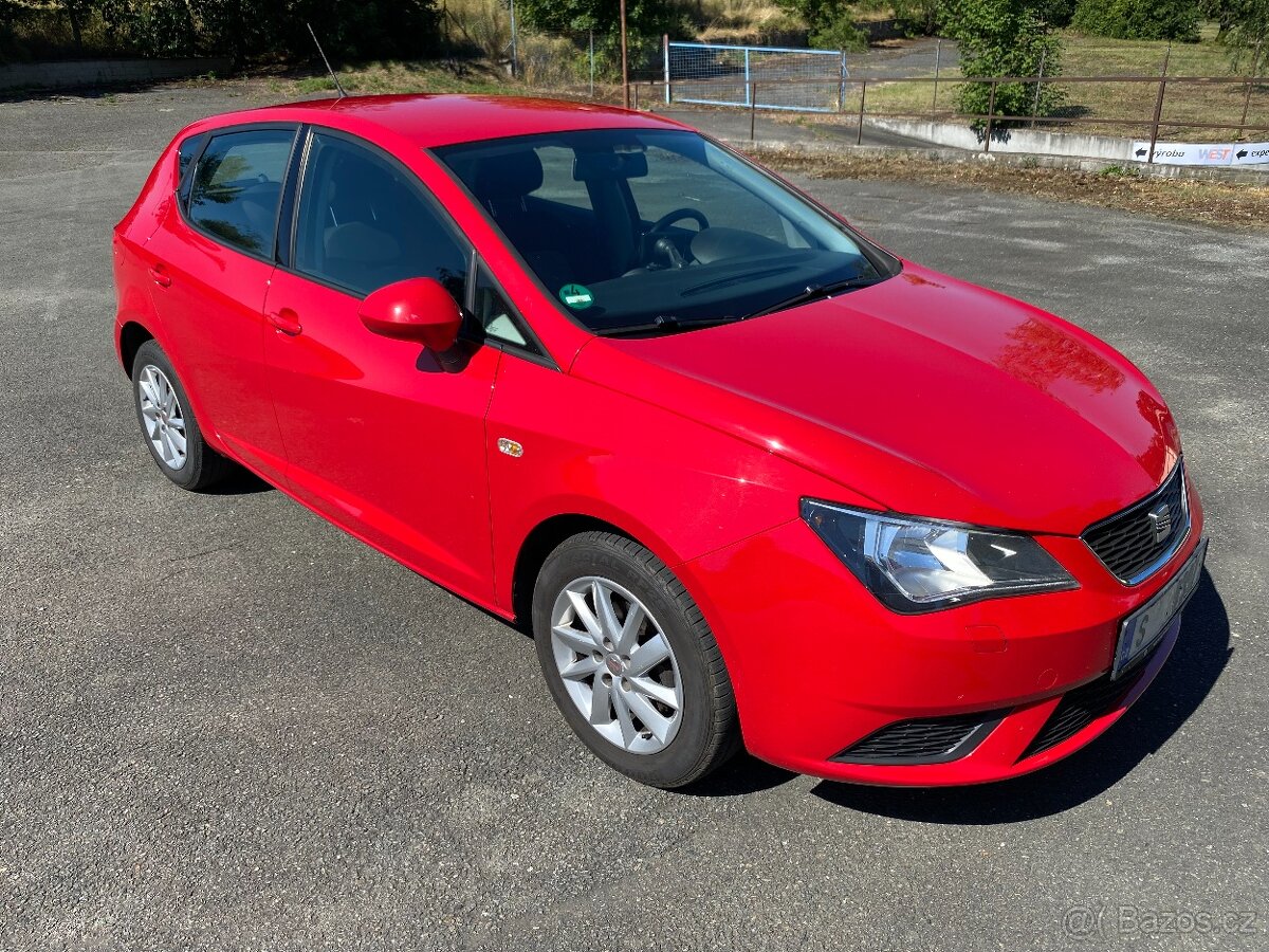 SEAT ibiza 1,4 i 63kw 2013, 167500km, 5dvéř, autom. klima, .