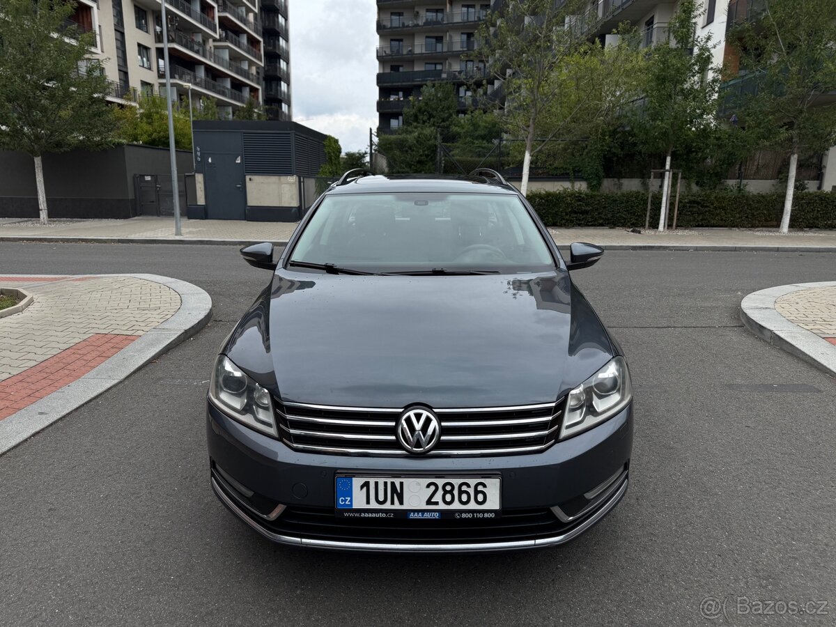 Volkswagen Passat B7 2012 2.0 TDI