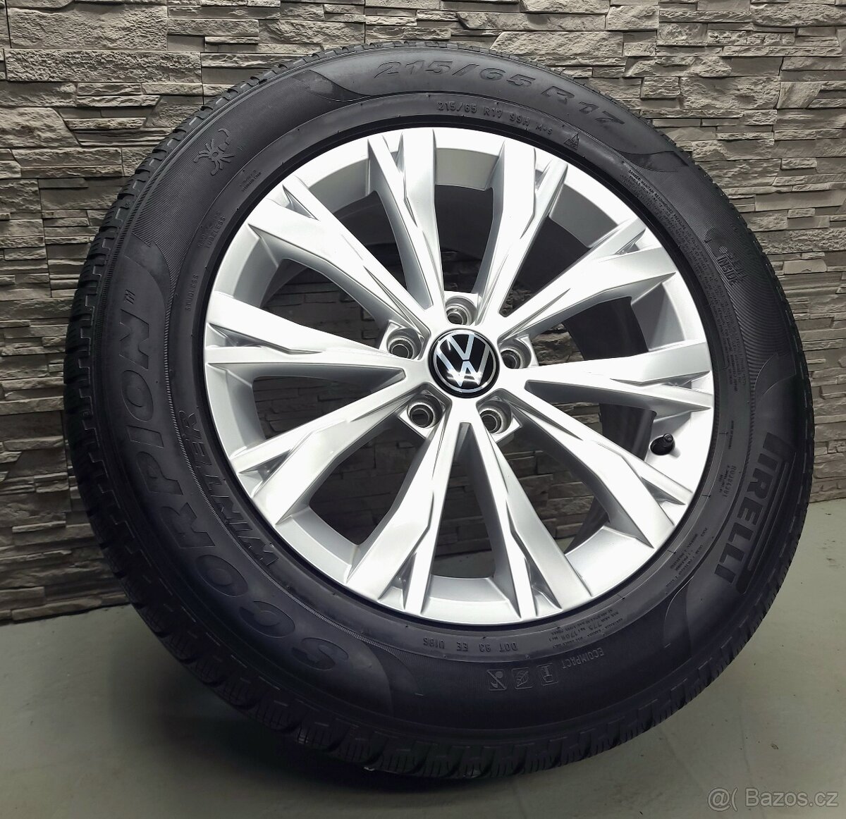 17" Originál VW Montana 5x112 ZIMNÍ pneu 5-6,5mm