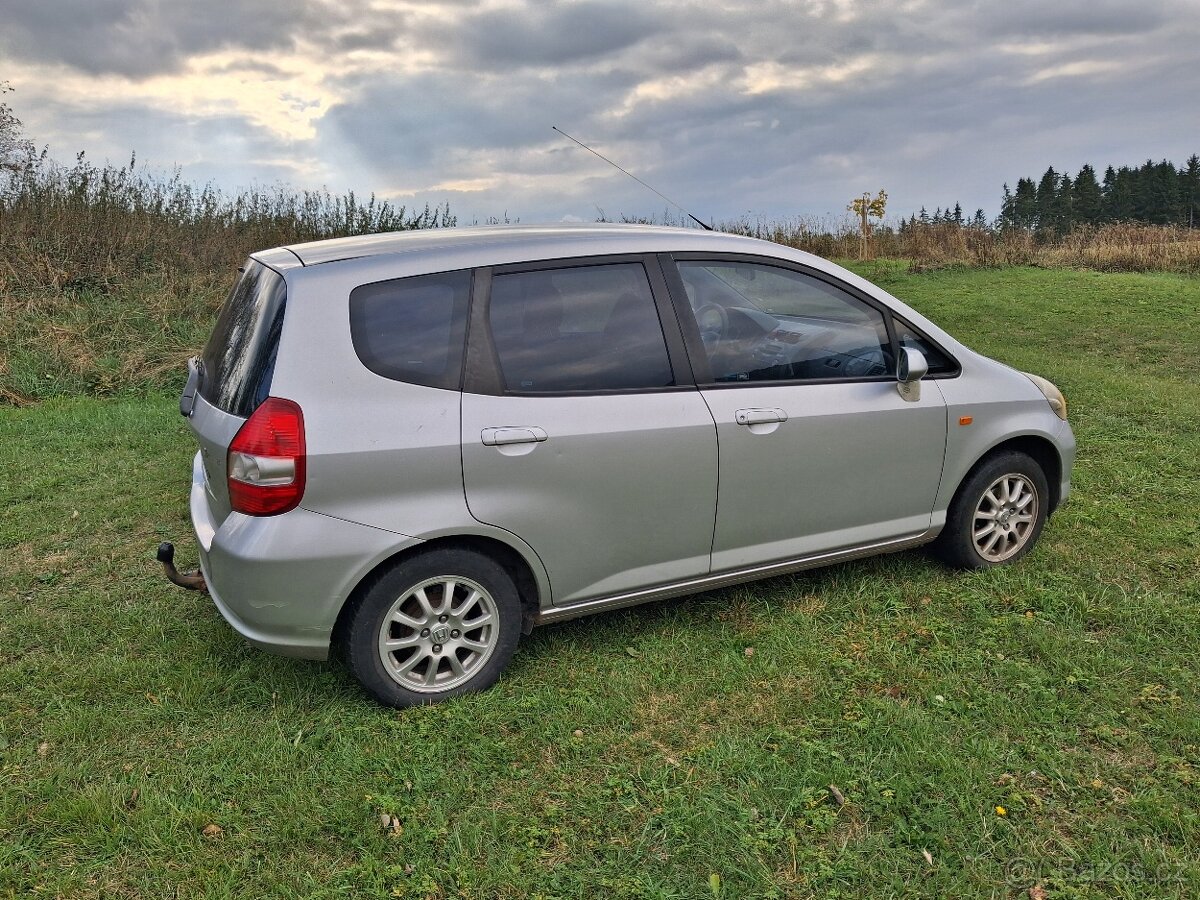 Honda Jazz 1.3  61kw