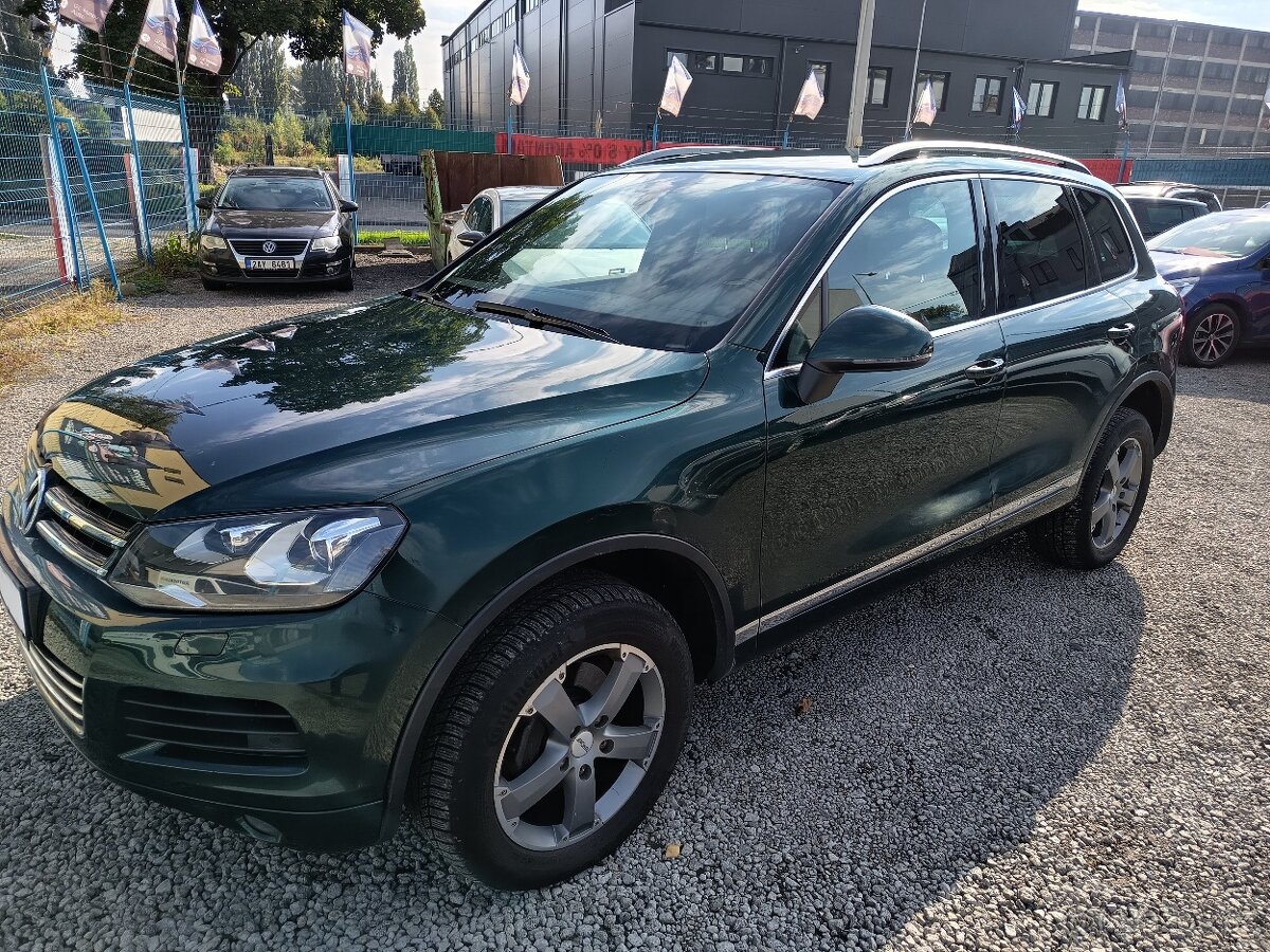 Volkswagen Touareg 3,0TDI  4Motion V6 ČR 1 maj DPH