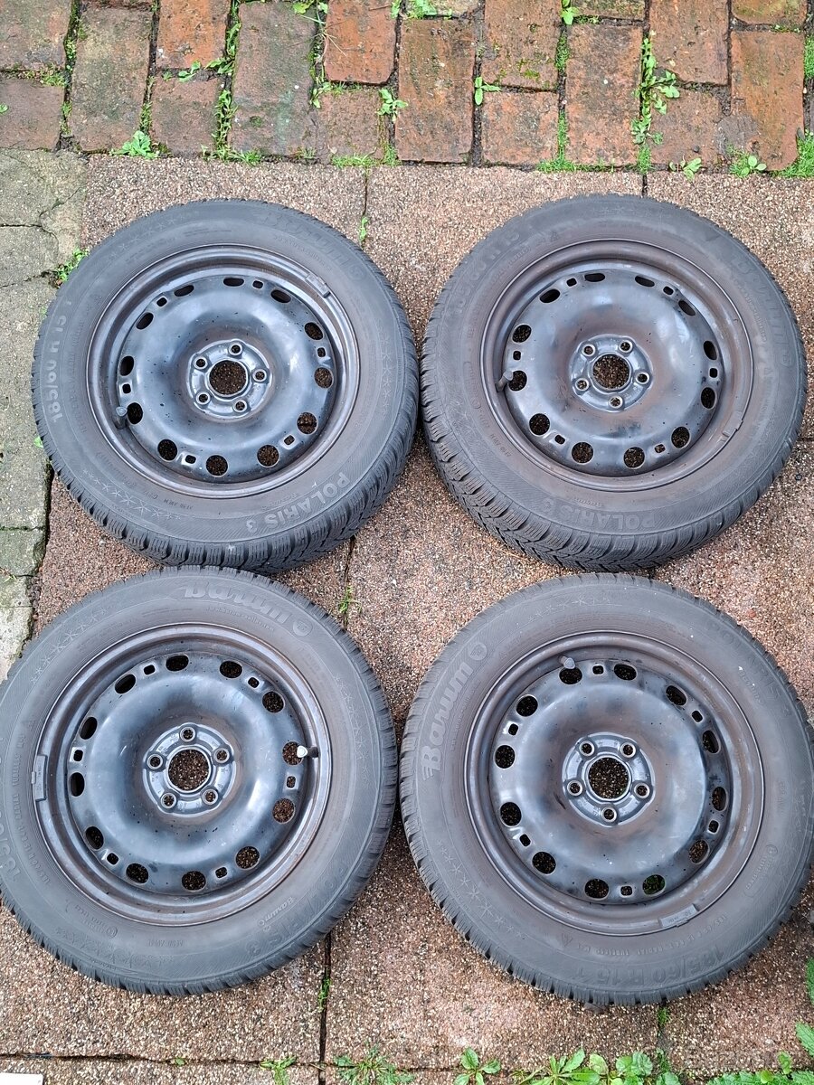 ZIMNÍ SADA+PLECH ŠKODA RAPID/FABIA III.-- 185/60/R15"