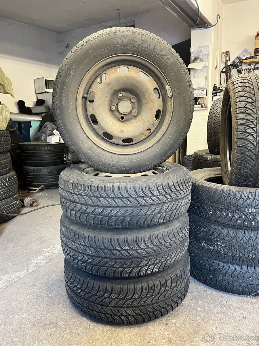 Plechové disky 5x100 R15 + Pneu 195/65 R15 91T Sava