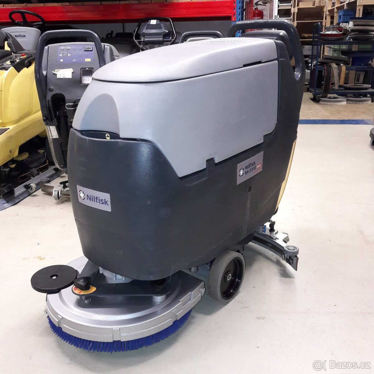 Podlahový mycí stroj Nilfisk BA 531 s vlast.pojezdem