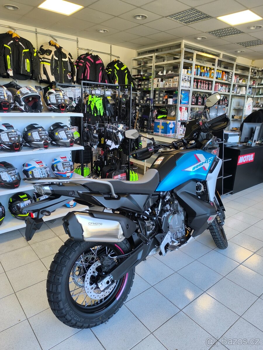 CFMOTO 800MT-X
