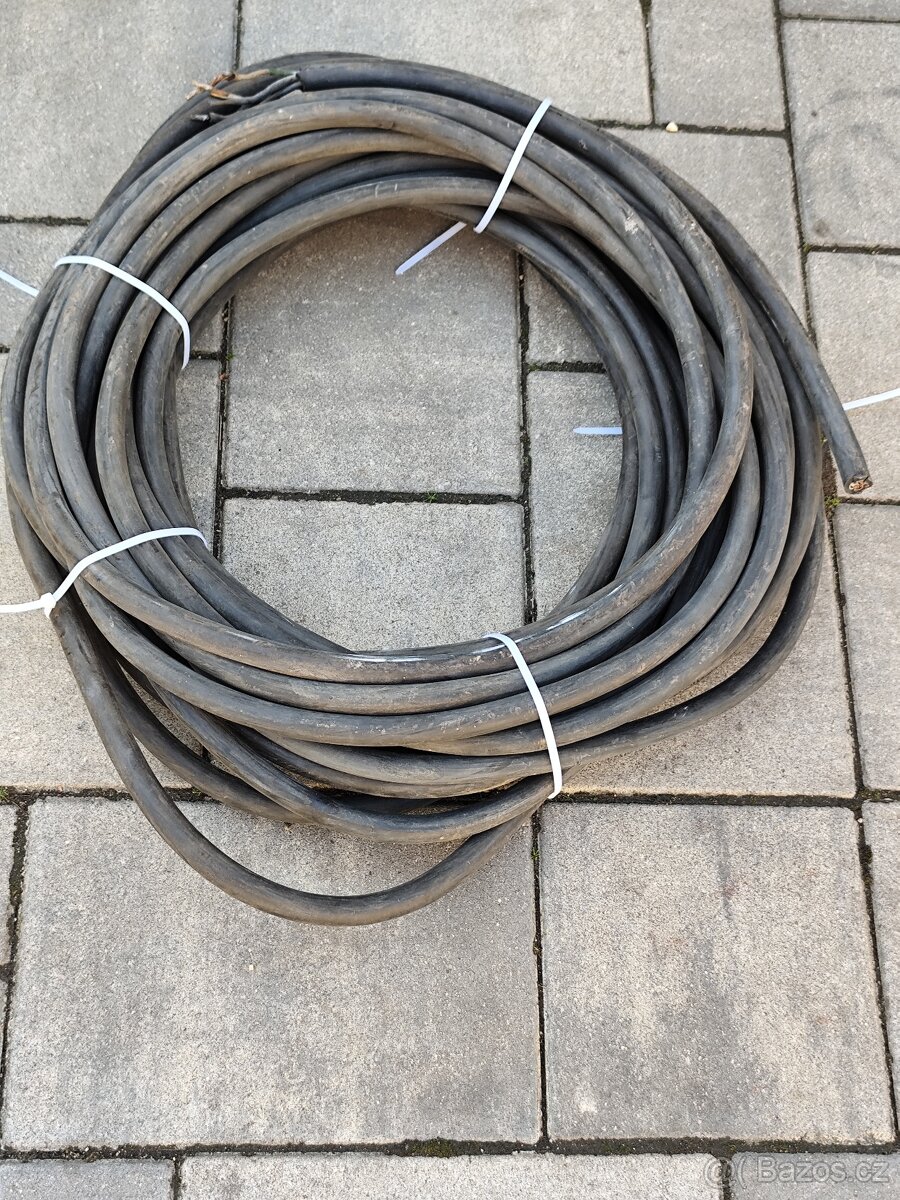 elektrický kabel 380 V