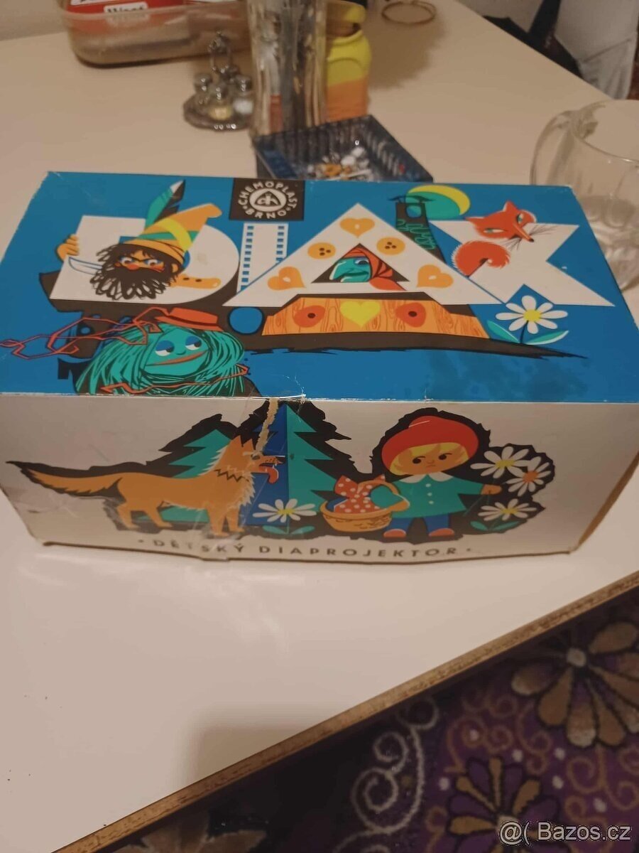 Retro Dětský projektor DIAX 3 od firmy CHEMOPLAST BRNO.