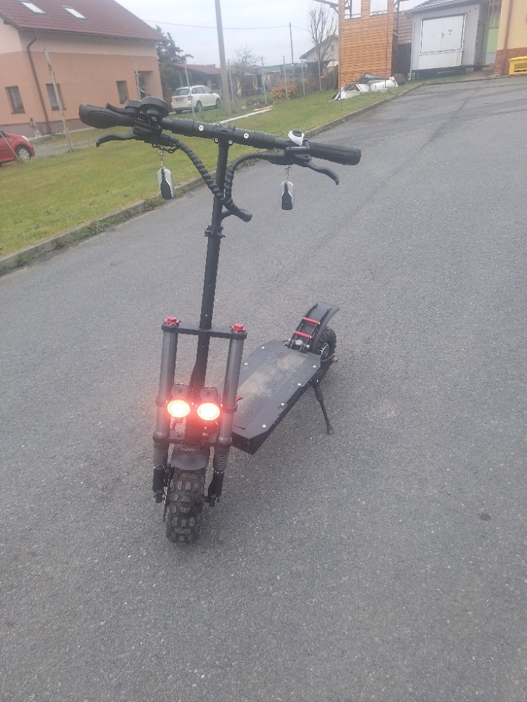 Elektrická koloběžka 6000W