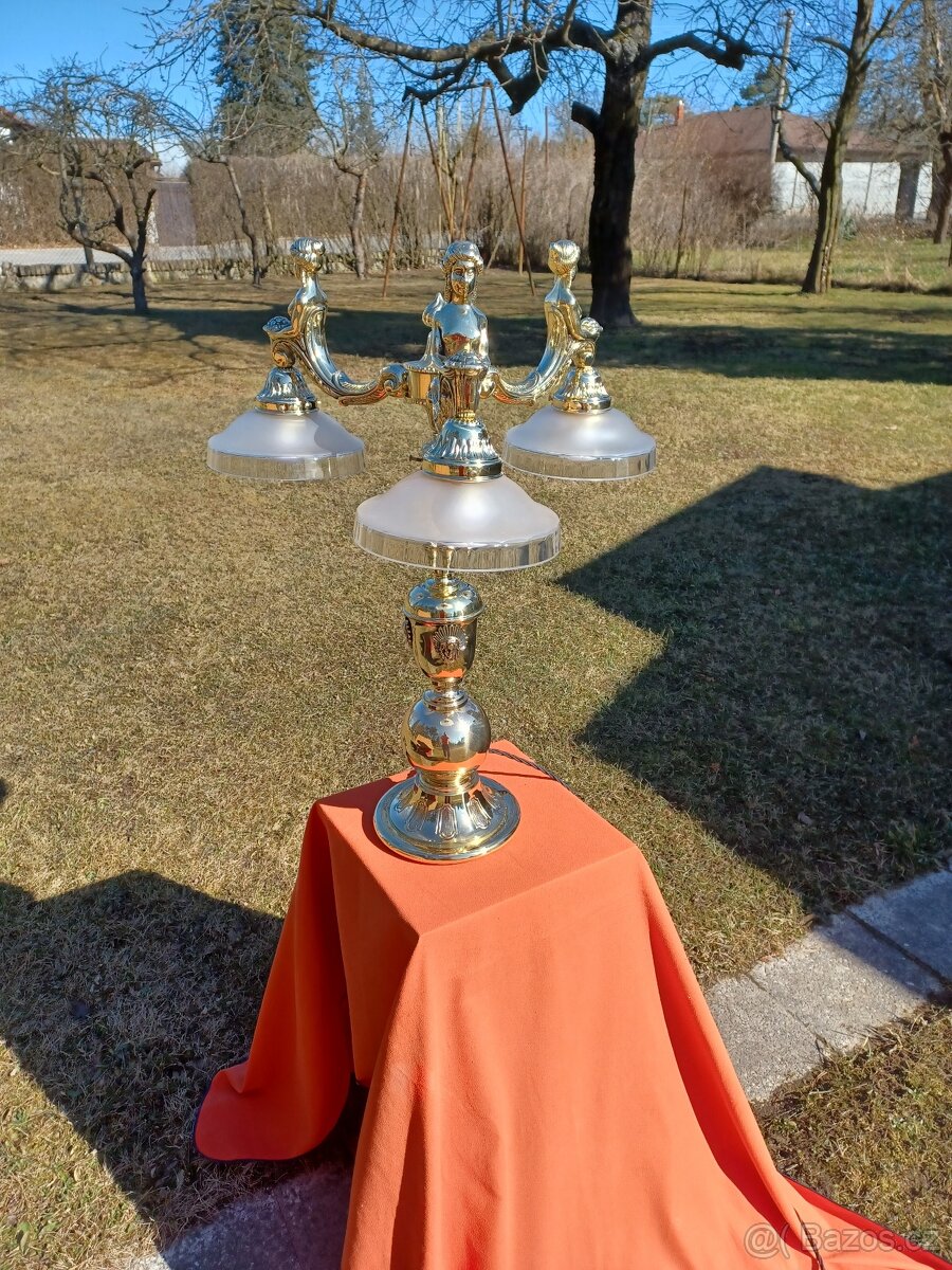 Mosazná figurální lampa