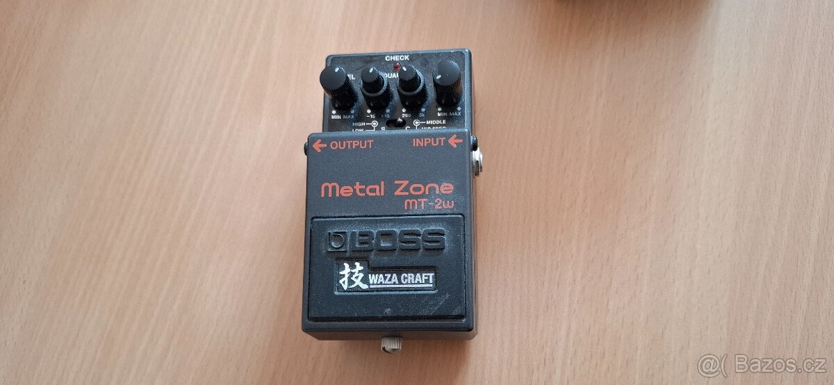 BOSS Metal Zone MT2W