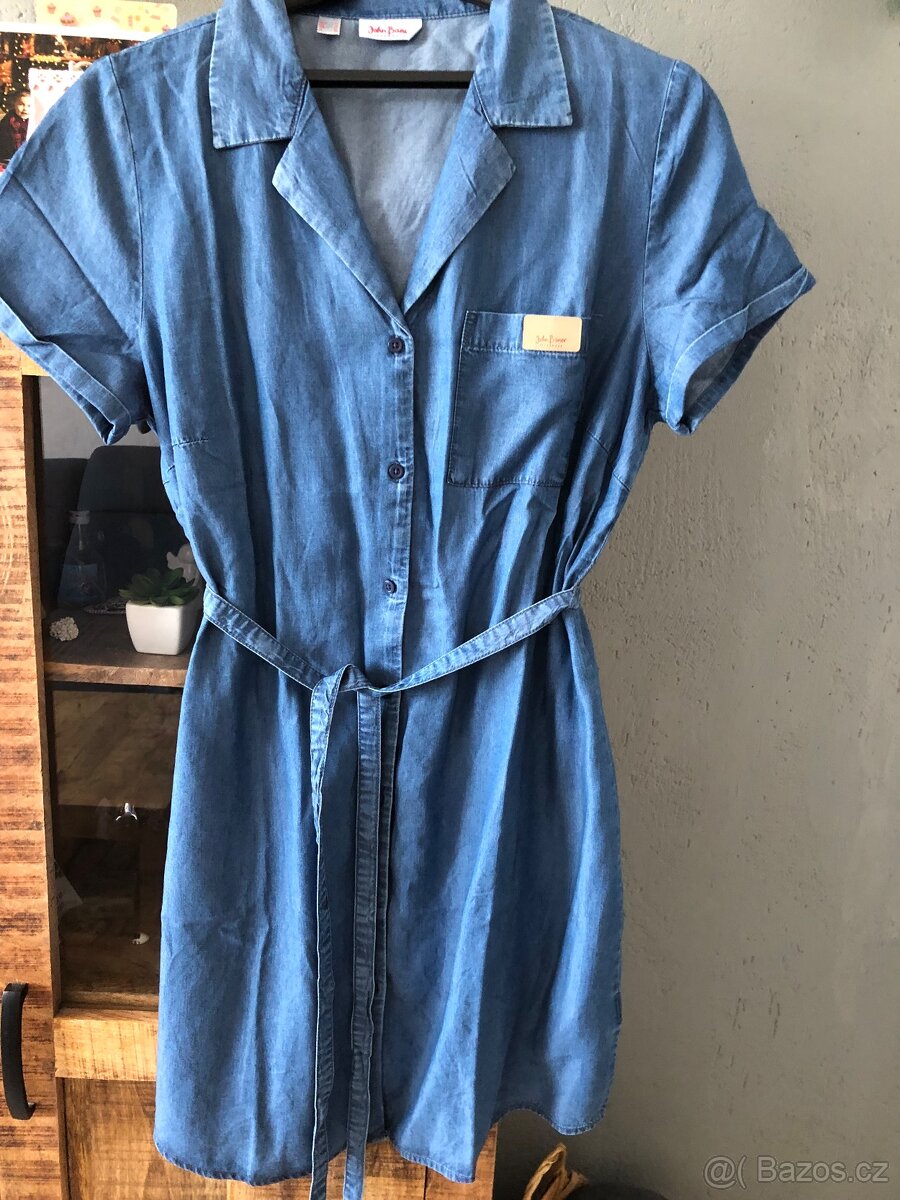 Krásné šaty vel 42