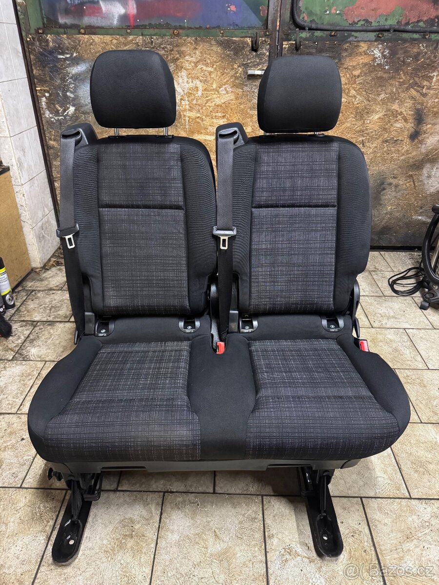 Dvojsedák Vito W447