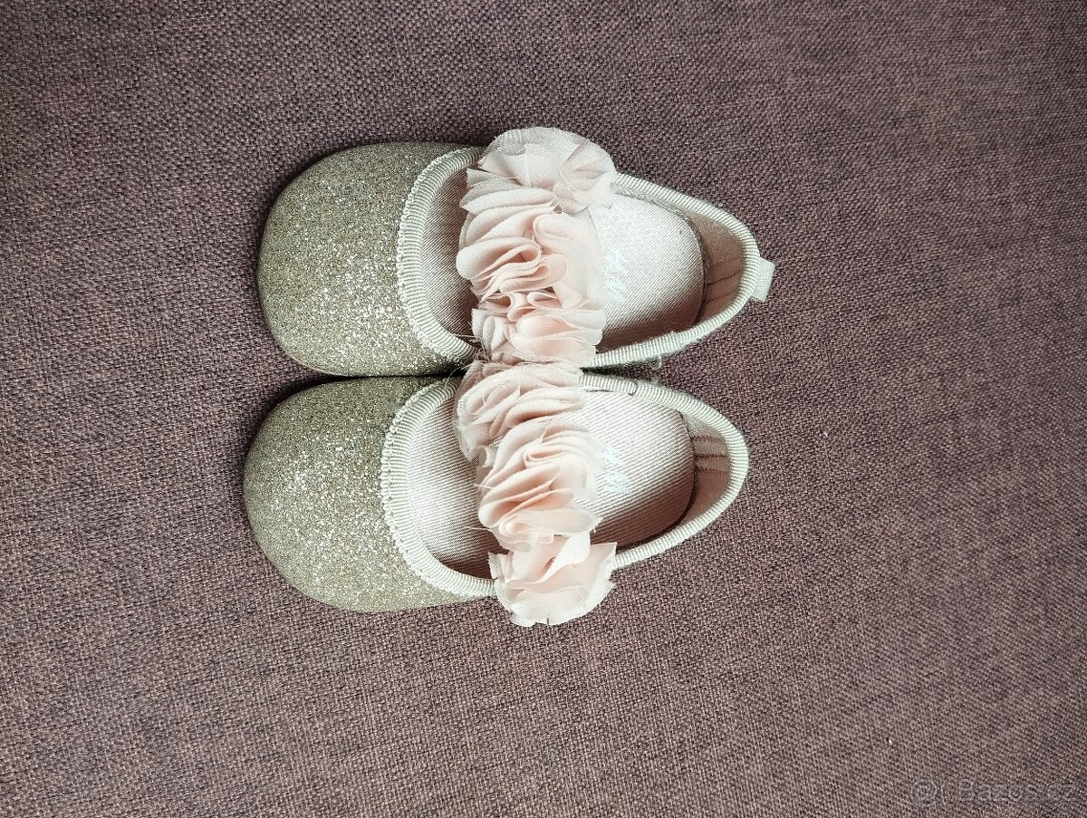 Dívčí baleríny značky H&M 16-17