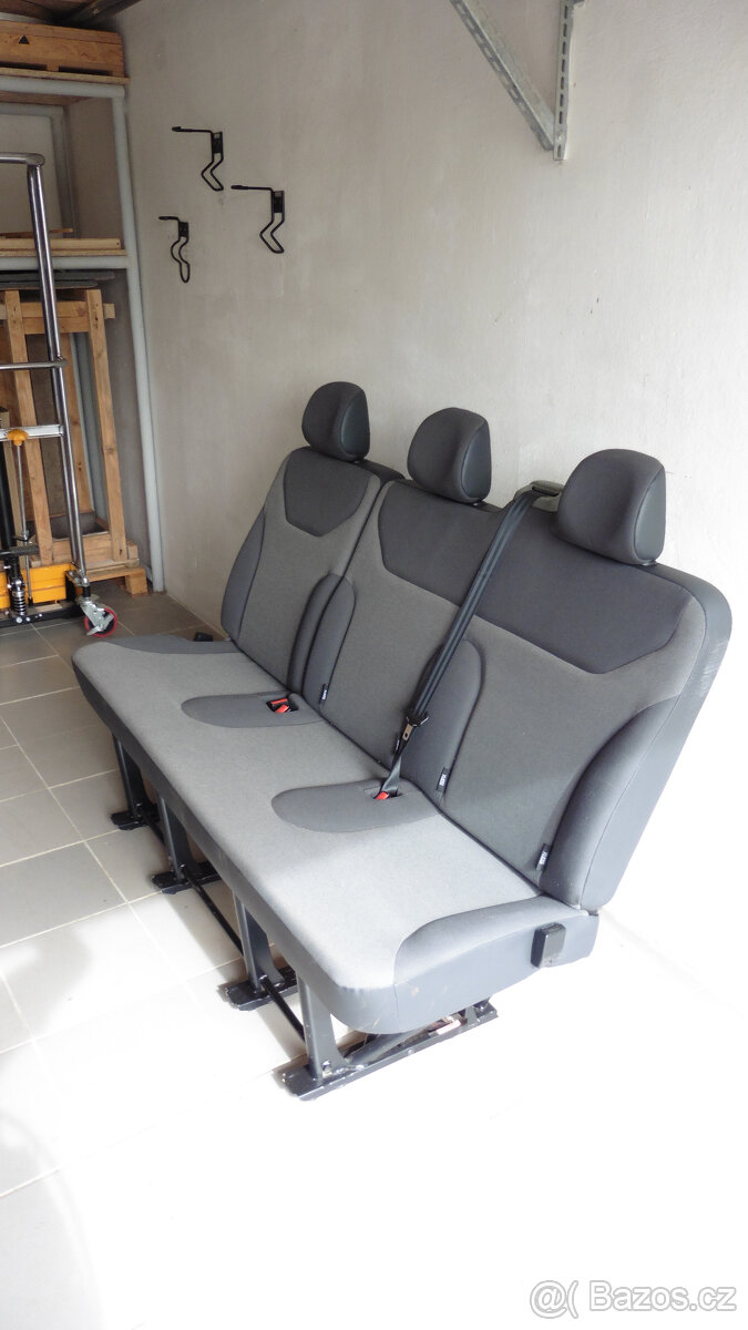 troj sedačka - lavice Trafic II, Vivaro  r.v. 2014