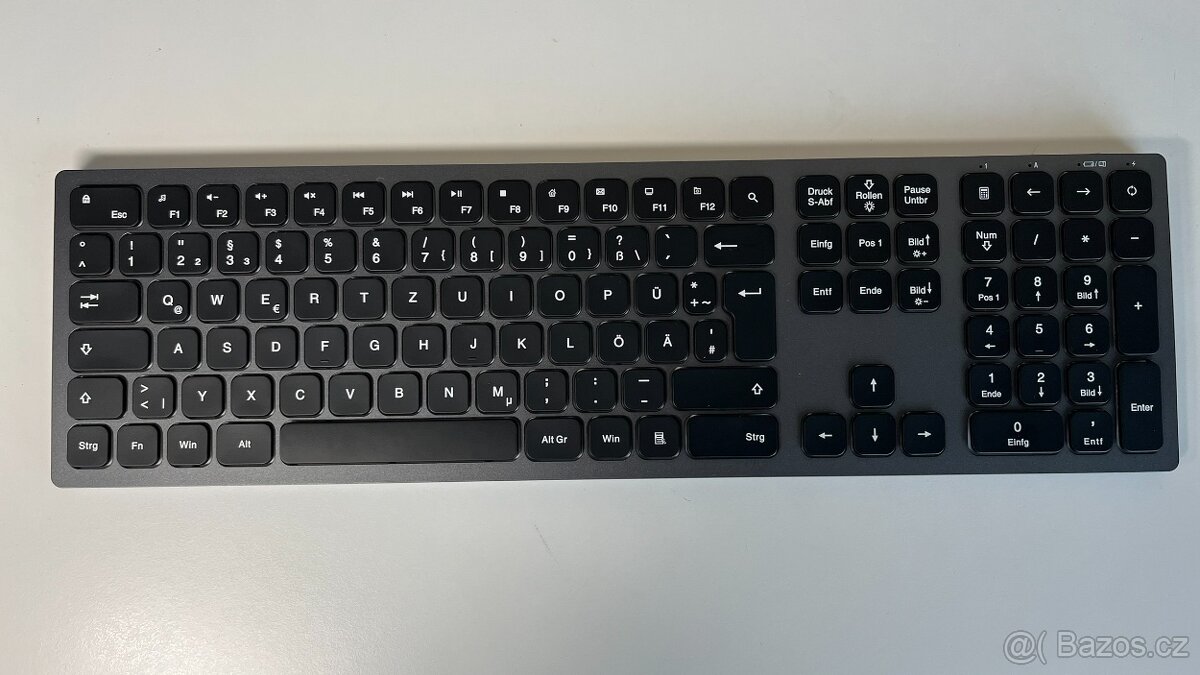 bezdrátová klávesnice - NĚMECKÁ - NEPOUŽITÁ
