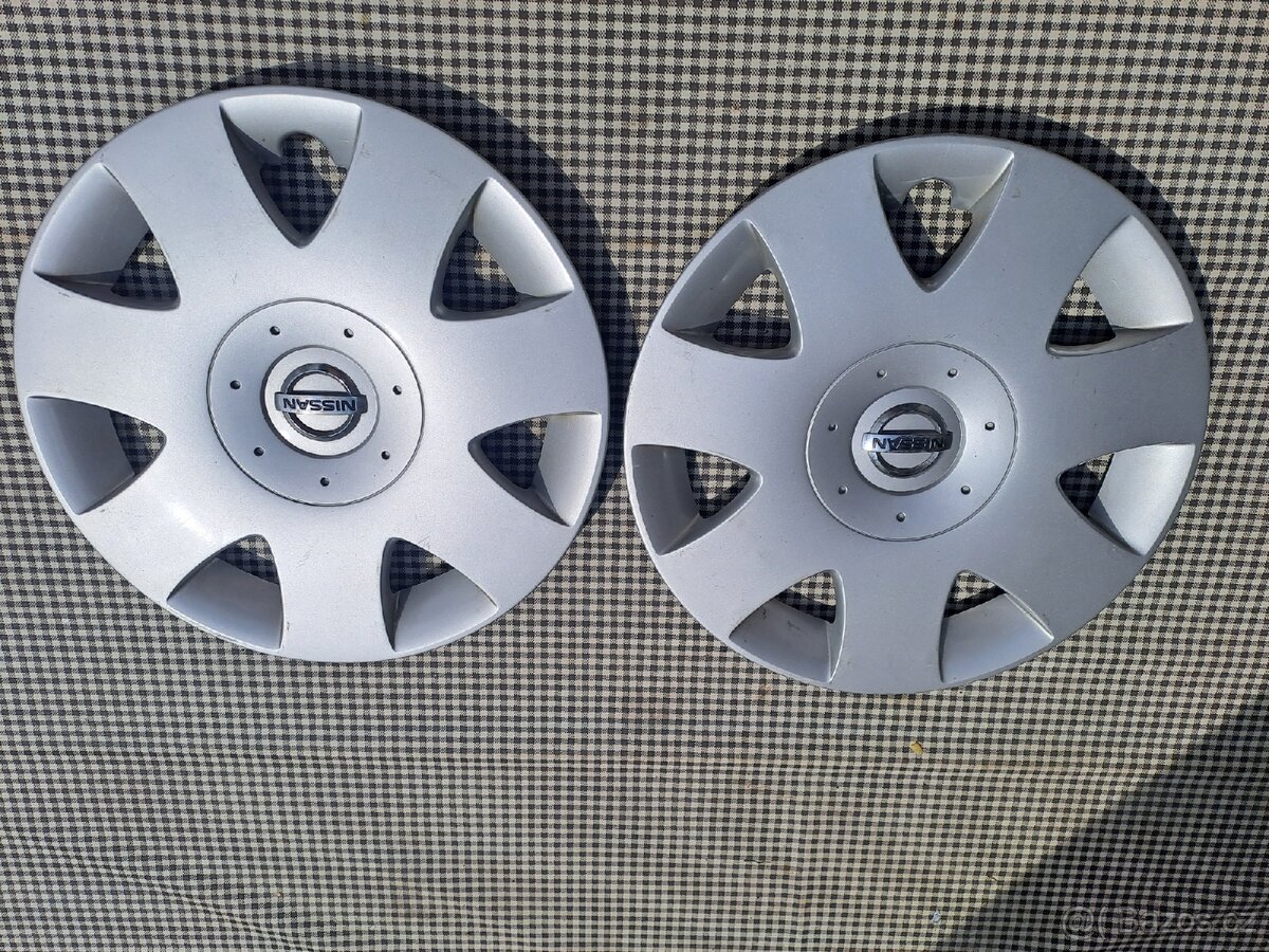 Poklice Nissan 16"