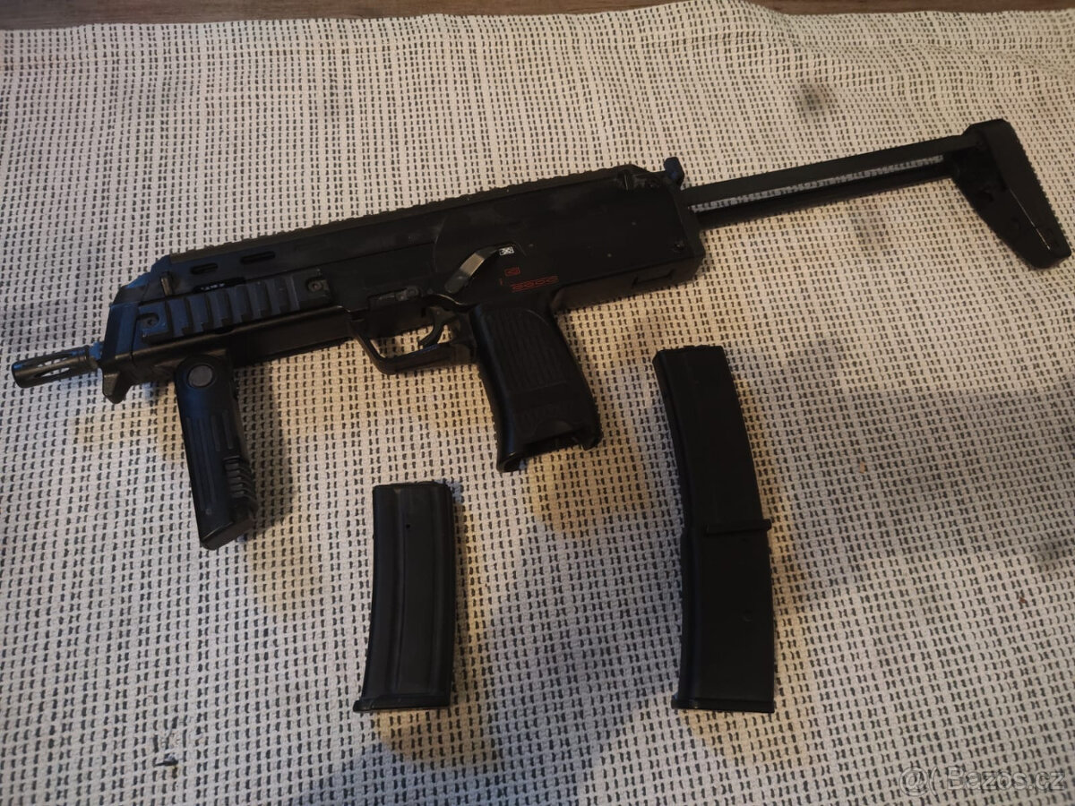 Tokyo Marui MP7A1 celokovová + 2x zásobník