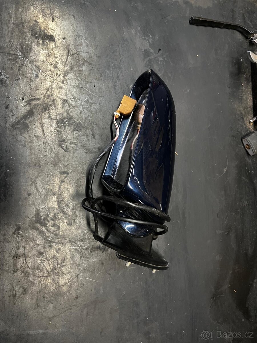 Levé zpětné zrcátko Audi A4 B6
