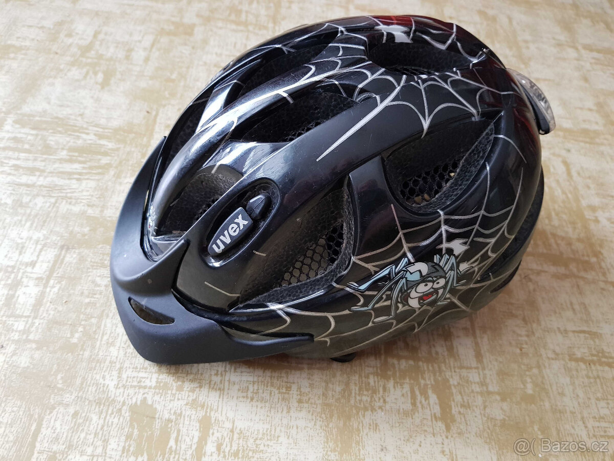 Uvex HERO - dětská cyklistická přilba